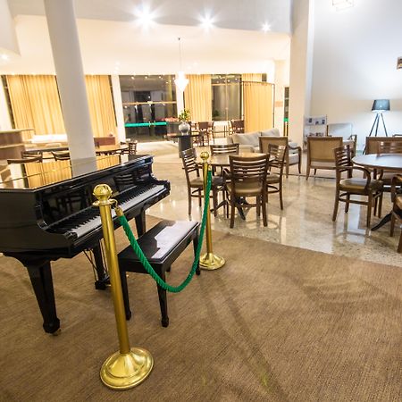 Hotel Golden Park All Inclusive Pocos De Caldas By Nacional Inn Exteriér fotografie The lounge at the airport
