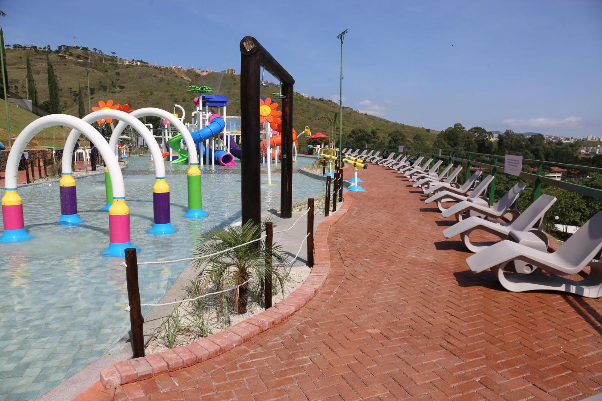 Hotel Golden Park All Inclusive Pocos De Caldas By Nacional Inn Exteriér fotografie Aqua Park