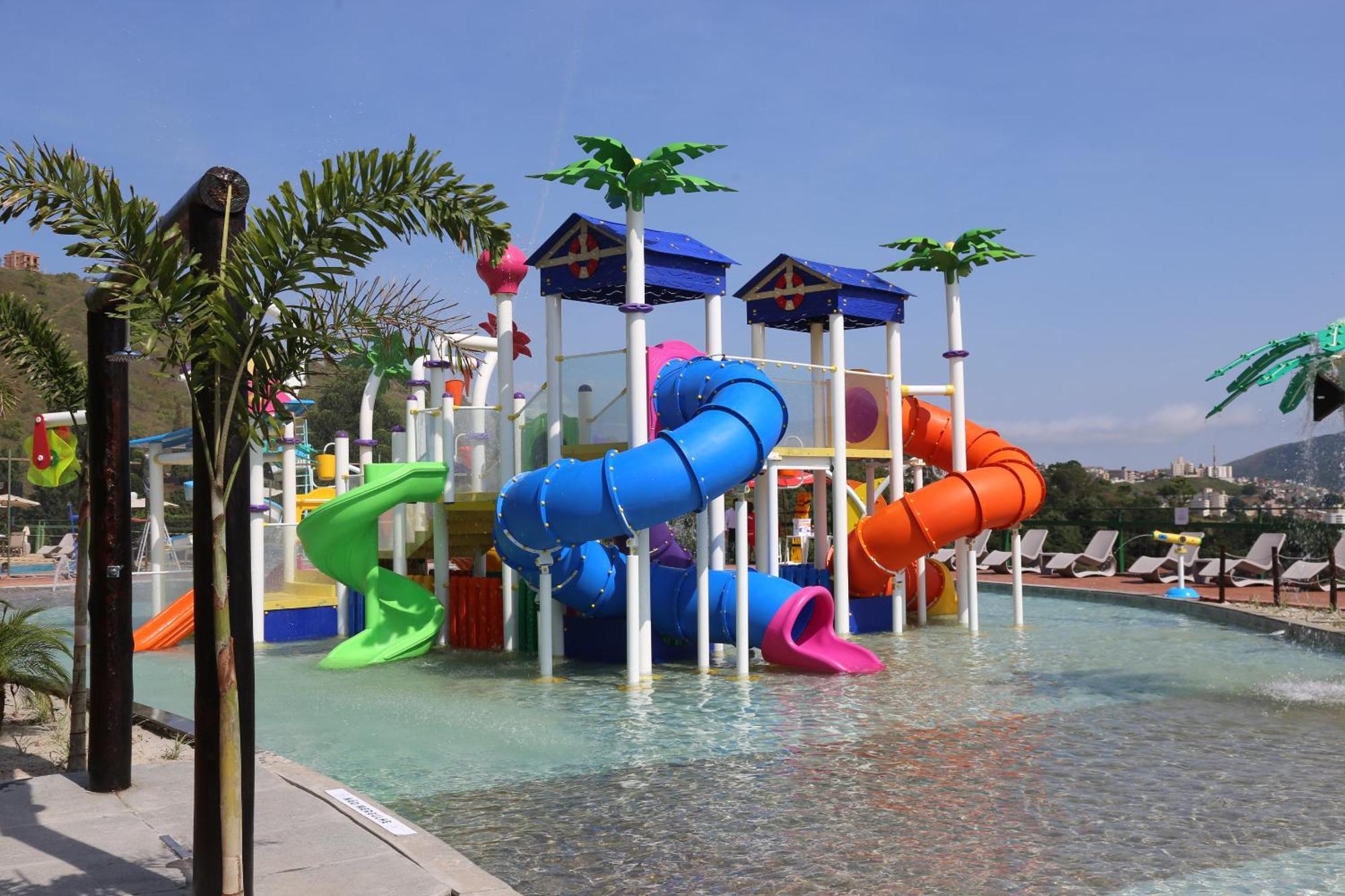 Hotel Golden Park All Inclusive Pocos De Caldas By Nacional Inn Exteriér fotografie Aquabeat Waterpark