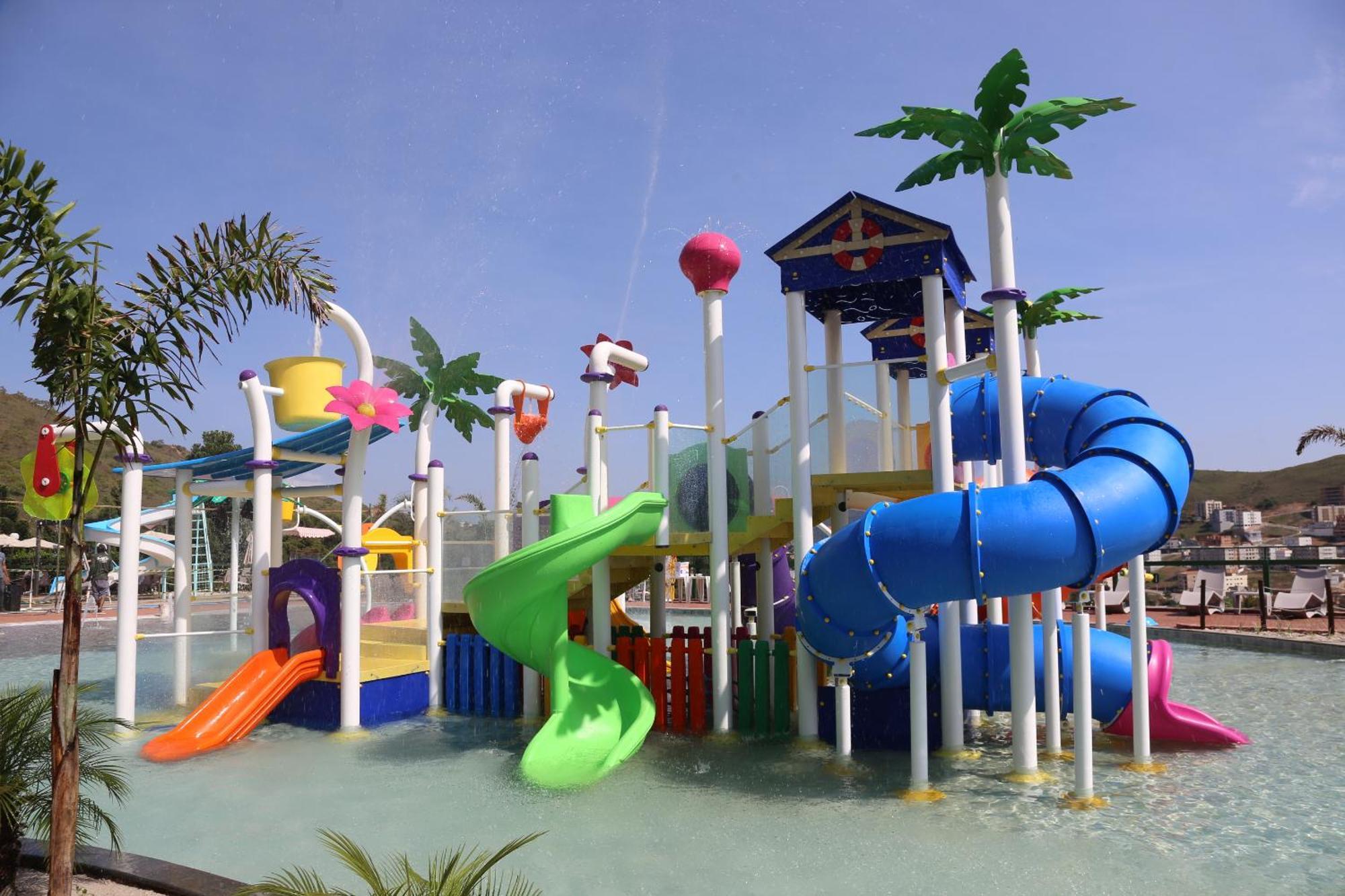 Hotel Golden Park All Inclusive Pocos De Caldas By Nacional Inn Exteriér fotografie Splash Jungle Water Park