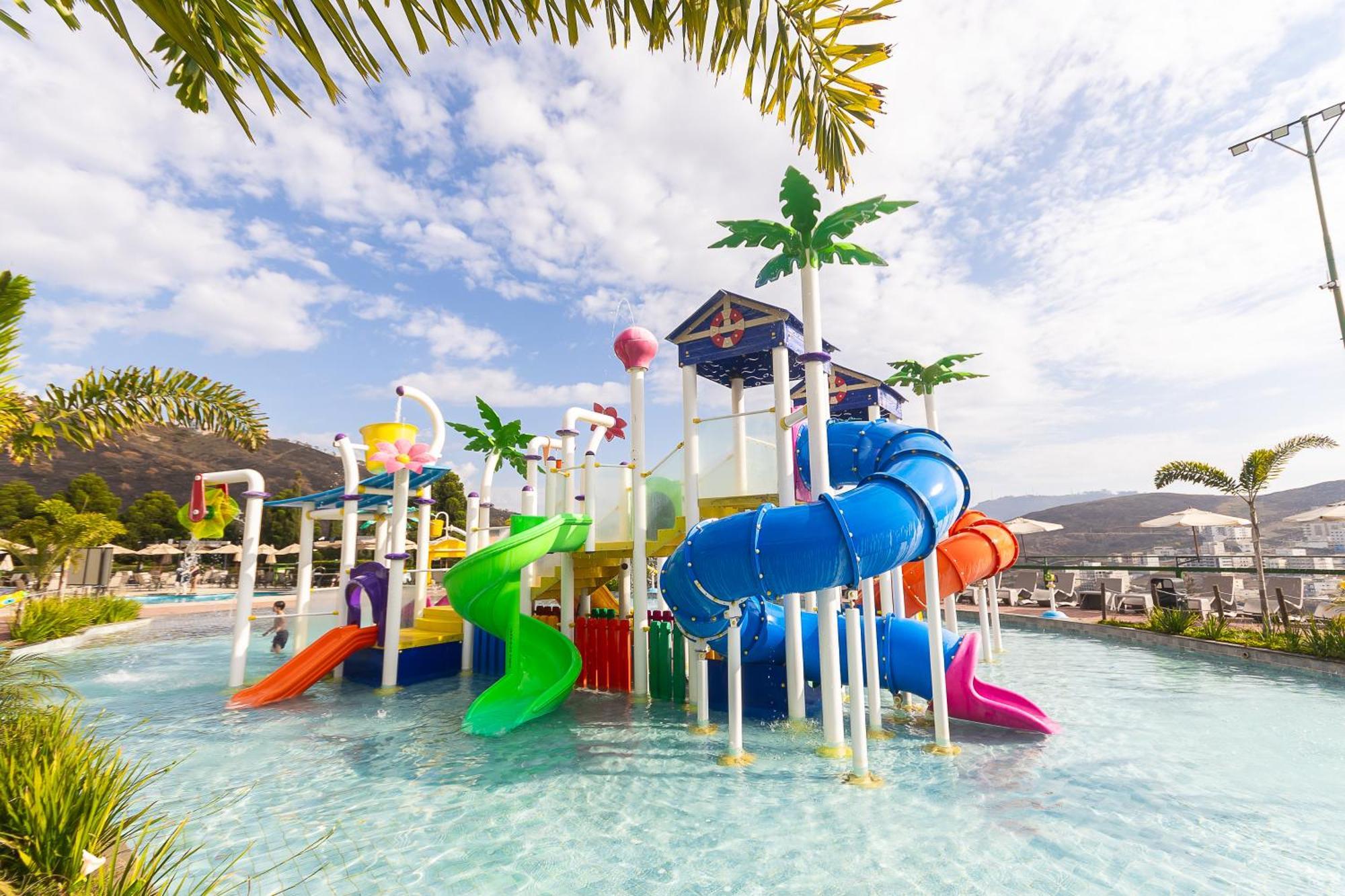 Hotel Golden Park All Inclusive Pocos De Caldas By Nacional Inn Exteriér fotografie Waterpark at the Hard Rock Hotel
