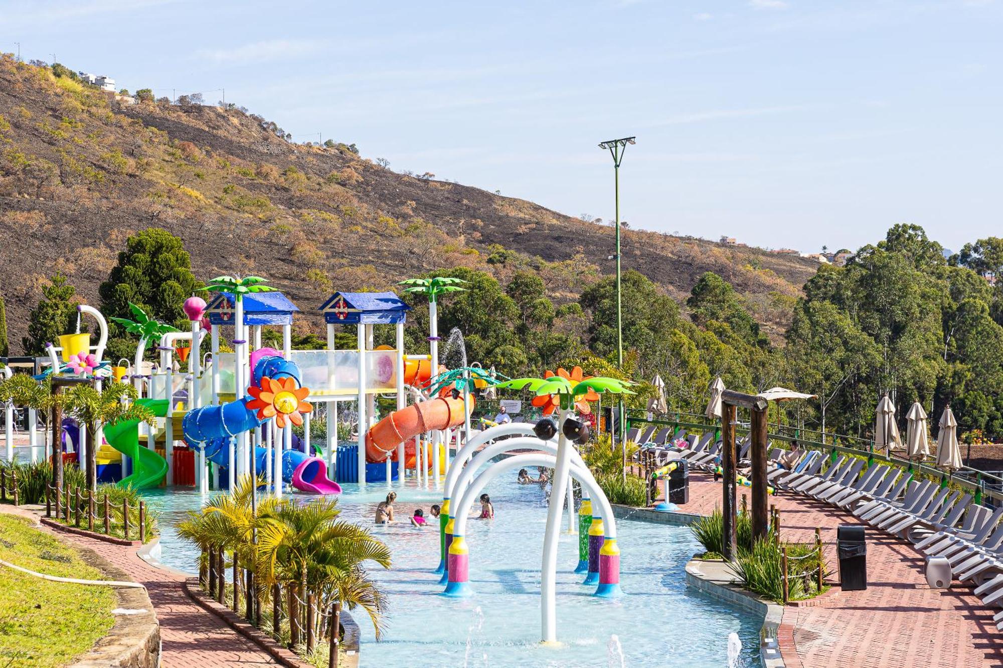 Hotel Golden Park All Inclusive Pocos De Caldas By Nacional Inn Exteriér fotografie Splash Island