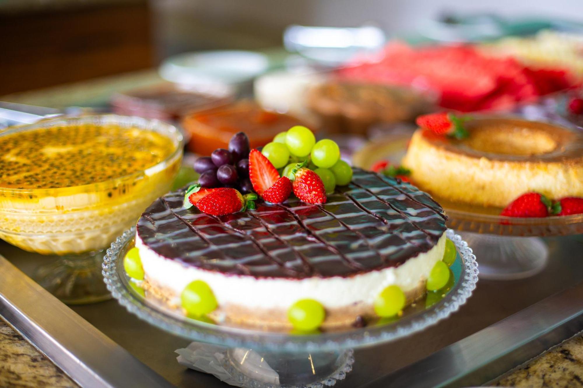 Hotel Golden Park All Inclusive Pocos De Caldas By Nacional Inn Exteriér fotografie A fruit tart