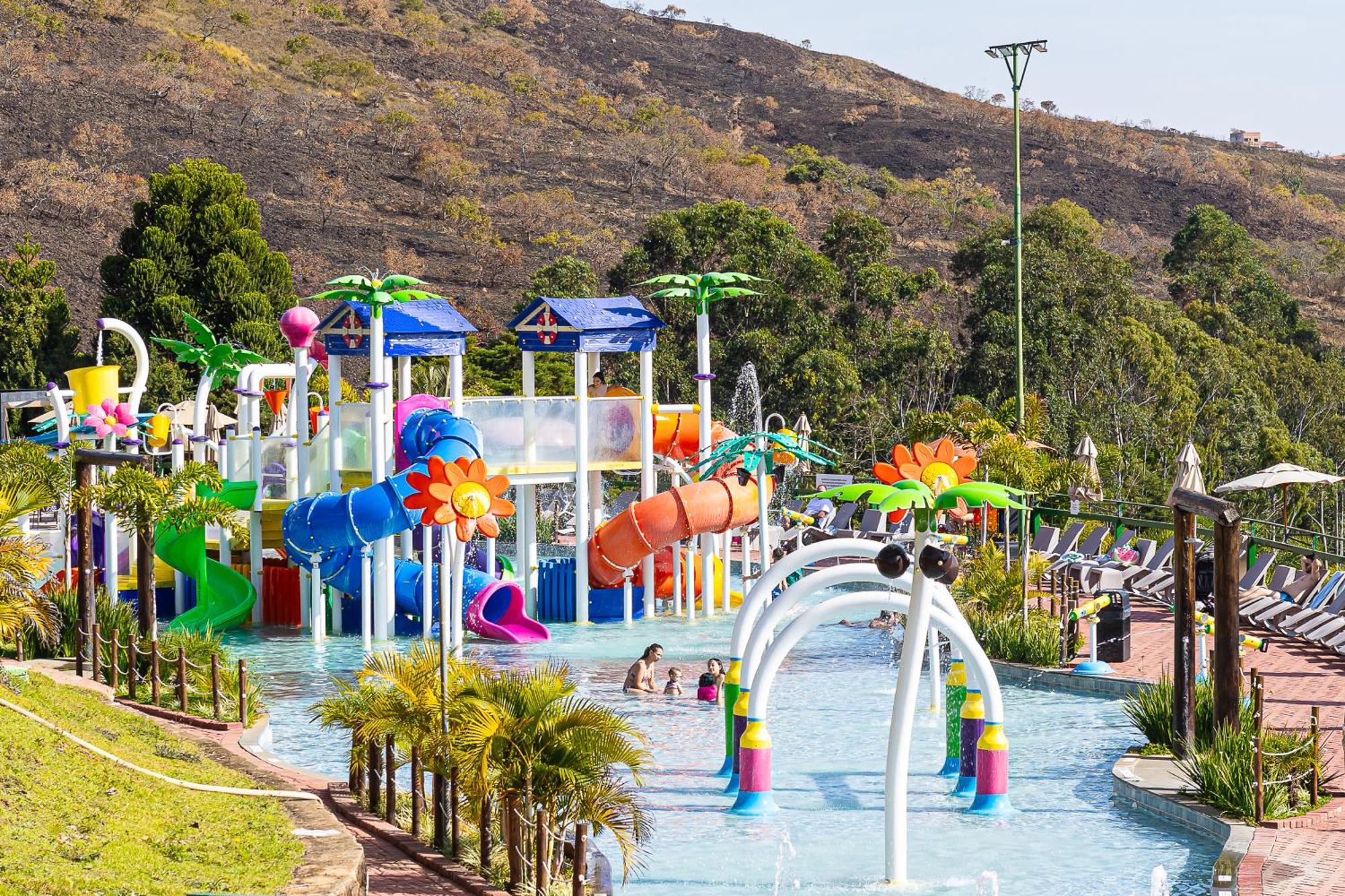 Hotel Golden Park All Inclusive Pocos De Caldas By Nacional Inn Exteriér fotografie Splash Island